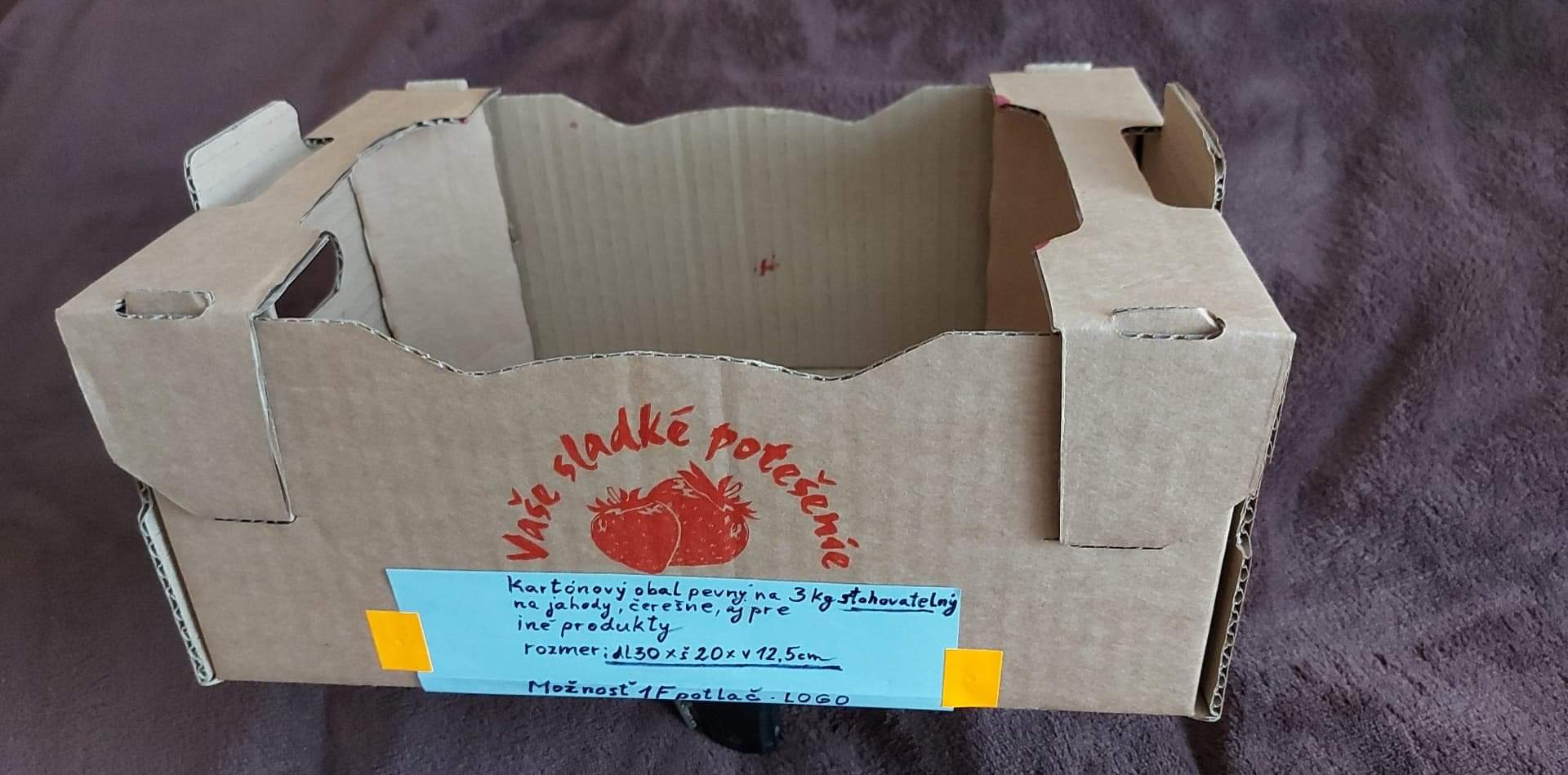 Krabica na jahody, čerešne 30 x 20 x 12,5 cm/ objem cca 3 kg/ 0,49 €